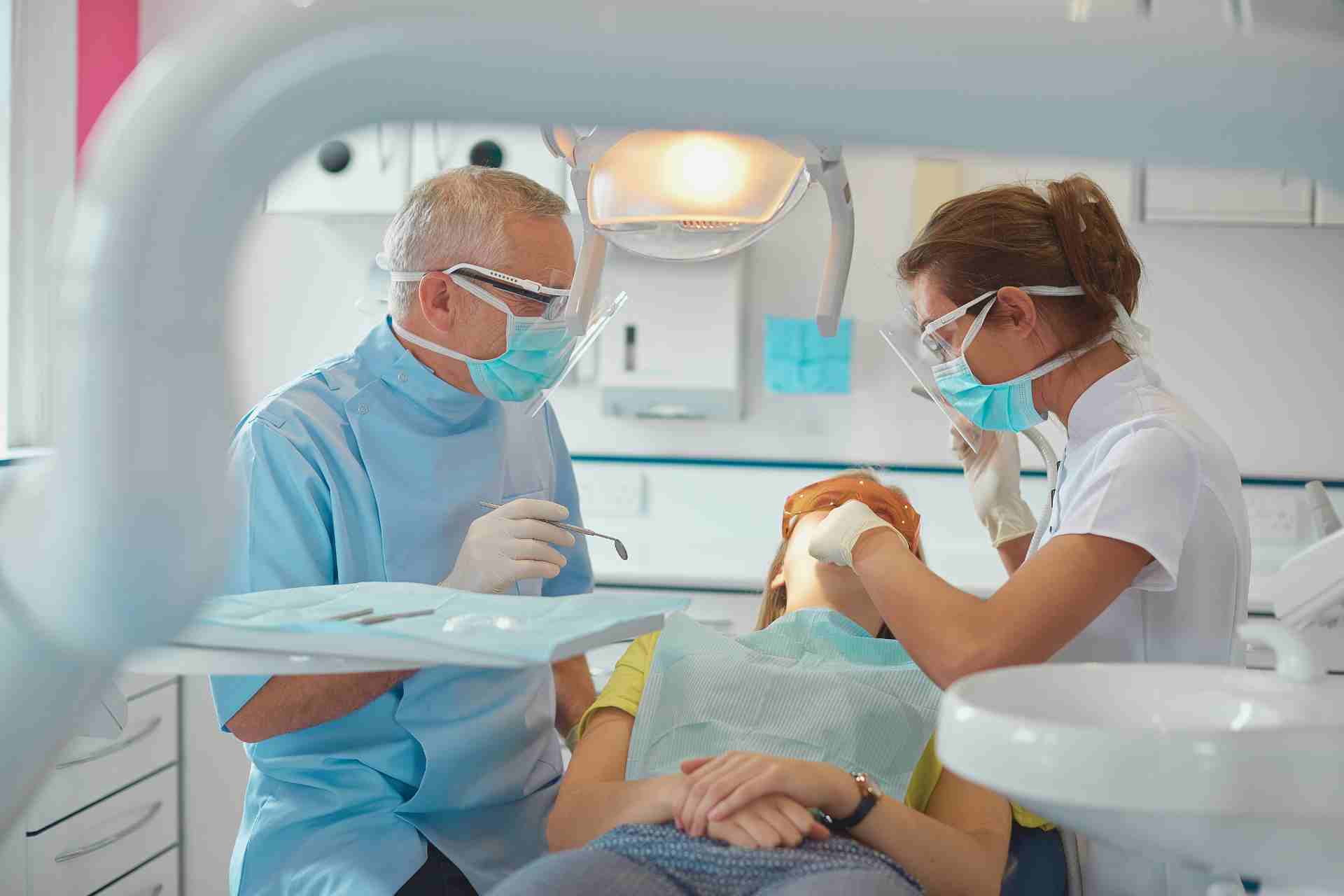 Dentist in Hawthorne, CA